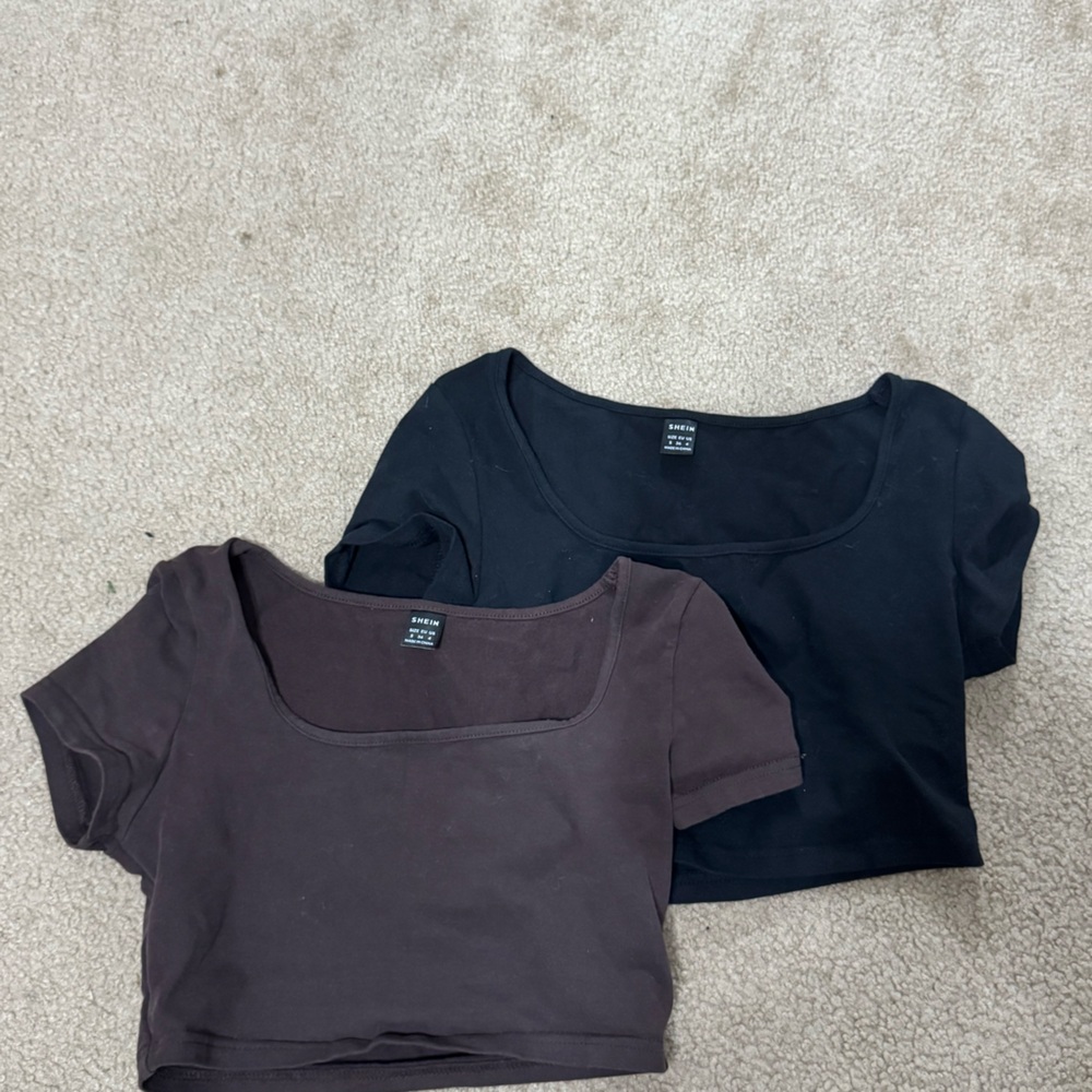 scoop neck cropped top x2